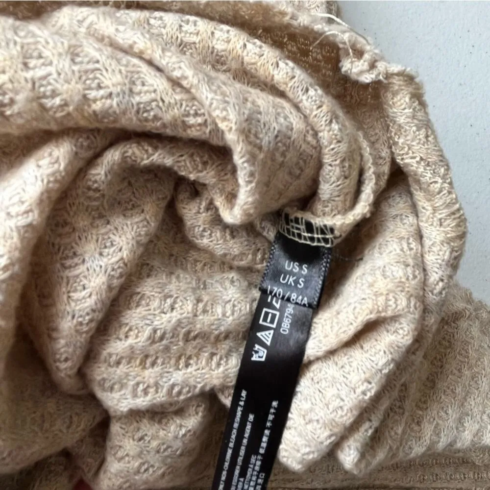 Out from Under Tan Button Down Sweater Size Small - Image 4