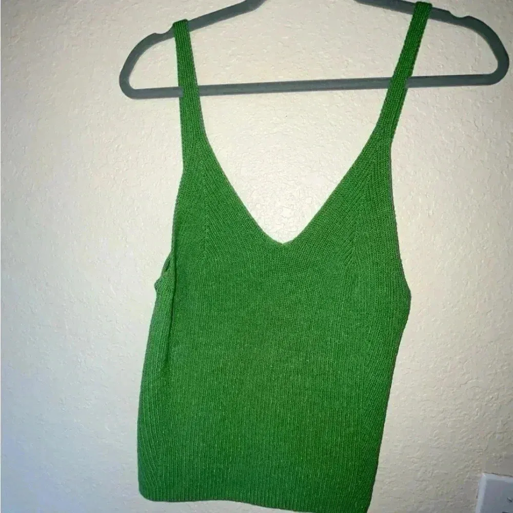Maeve by  “Everyday Maryanne” Bright Green Sweater Tank Top  SIZE M - Image 5