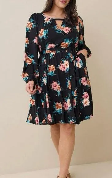 Torrid Black Floral Keyhole Belted A-Line Dress Pockets Long Sleeve Size 0 - Image 3