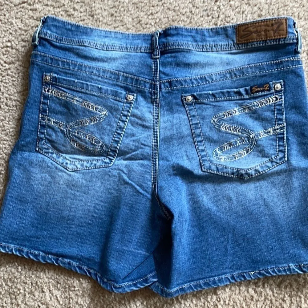 Seven7 Denim Shorts   - Image 3