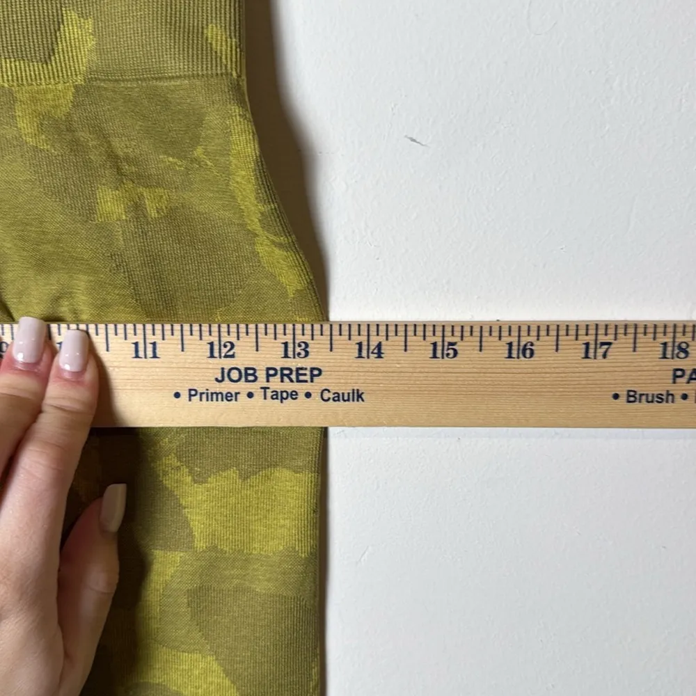 Gymshark Women Adapt Camo Seamless Leggings Savanna/Griffin Green Ruched detail - Image 7