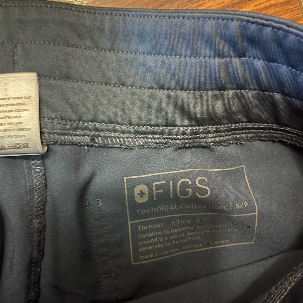 Womens petite figs grey blueish scrub jogger pants - Image 2