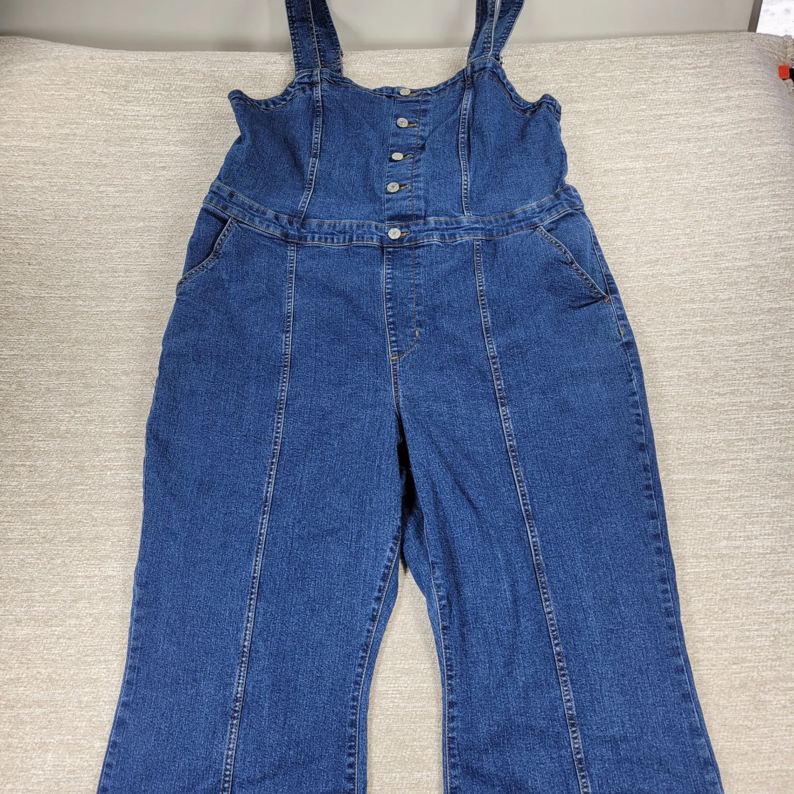 AVA & VIV Jeans Overalls Jumpsuit Size 20 Bell Bottom Flare Leg Button Front - Image 7