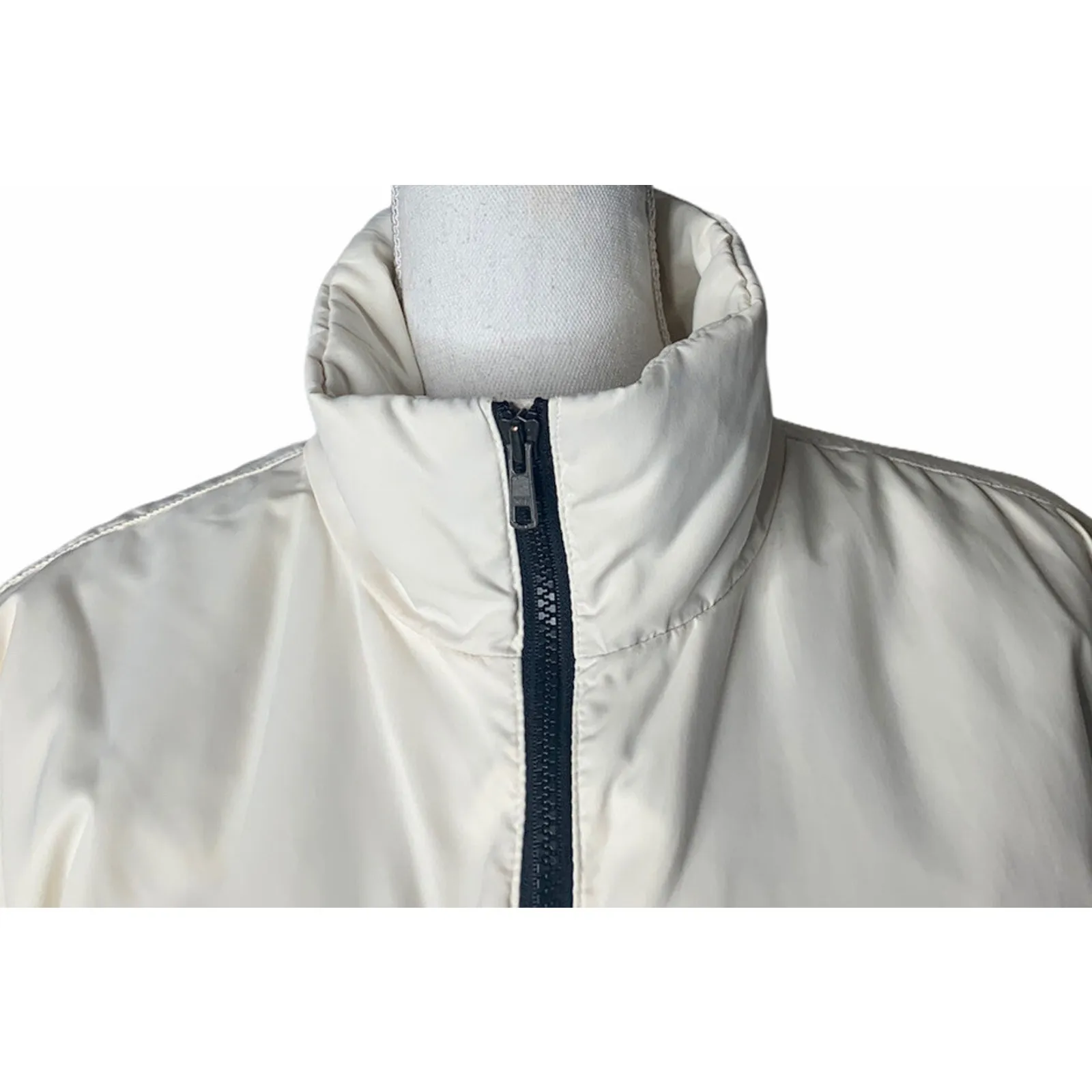 Eddie Bauer Ivory Winter White Goose Down Insulated Jacket Coat Lightweight M - Image 3