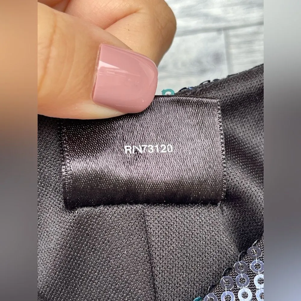 Fredrick’s of Hollywood BodyCon Sequin Mini dress medium - Image 4