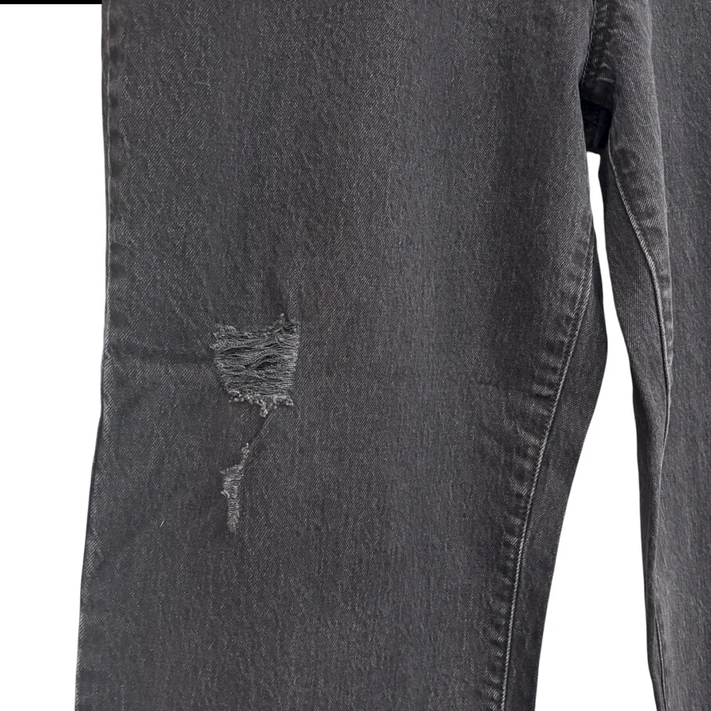 Universal Thread Black Distressed Vintage Straight Denim Jeans Size 16 NWT - Image 3