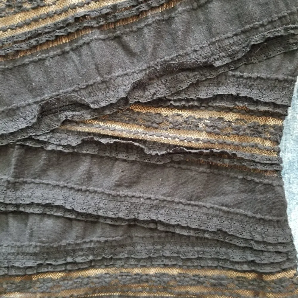 Max Studio Black Ruffle and Lace Tank S - Image 6