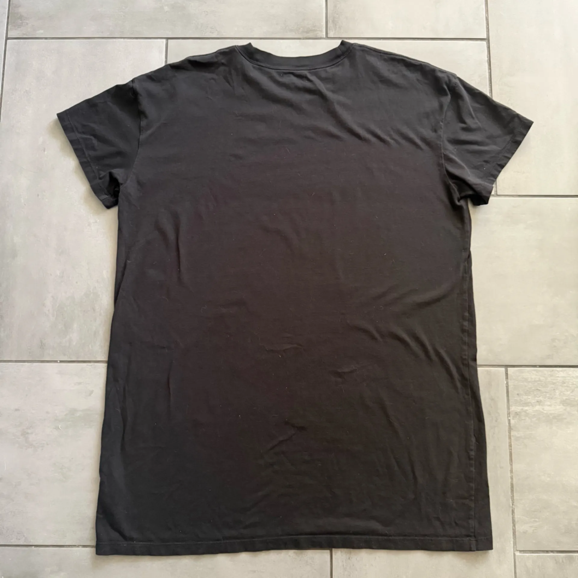 Madewell Tina Solid T-shirt Dress in Black - Image 4