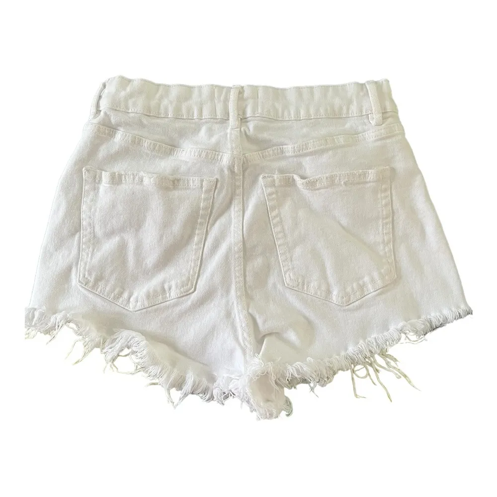 Zara white distressed shorts size 8 - Image 5