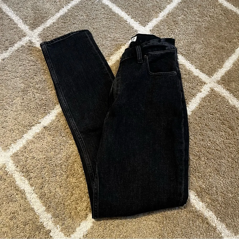 Abercrombie & Fitch 90s slim straight ultra high rise jeans size 2 - Image 2