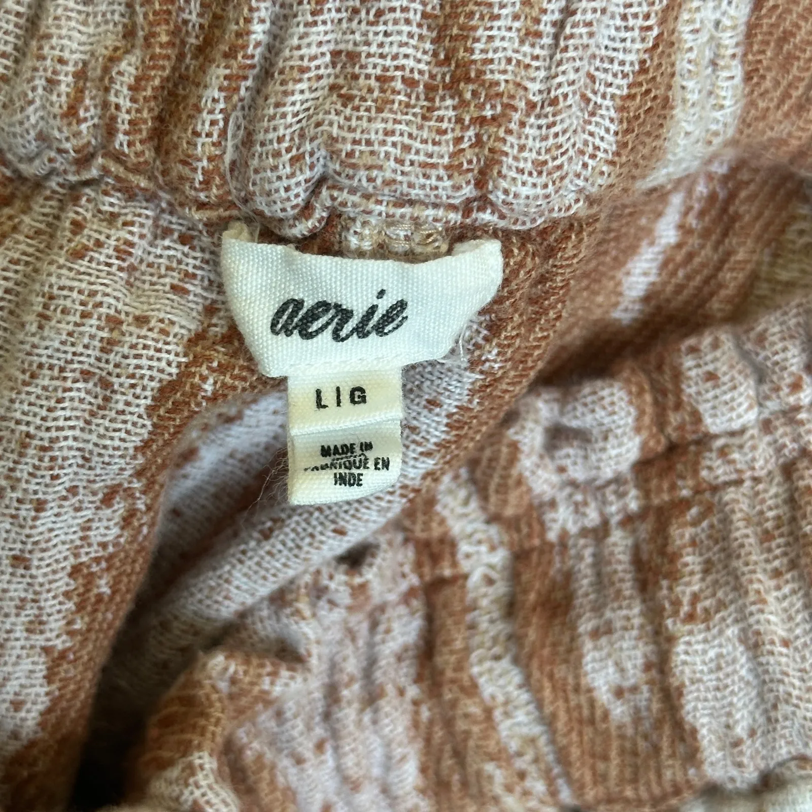 Aerie Soft Shorts Womens L Tan White High Waist Ikat Boho Peasant Earthy Tribal - Image 4