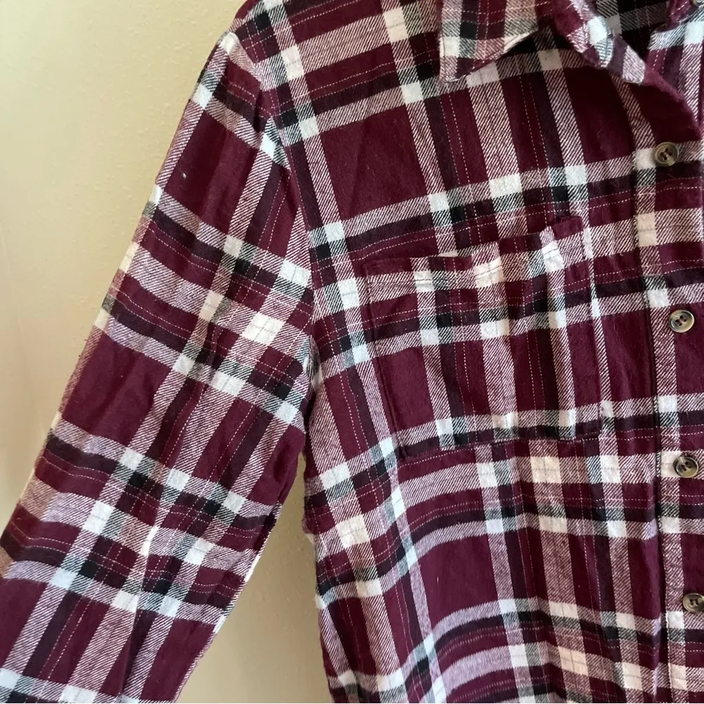 Full Tilt Maroon Flannel Button Up Top - Image 2