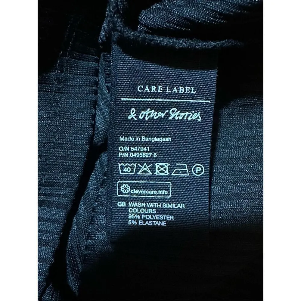 Atelier & Other Stories womens Black Cropped Ribbed Off the Shoulder Basic tee S - Image 6