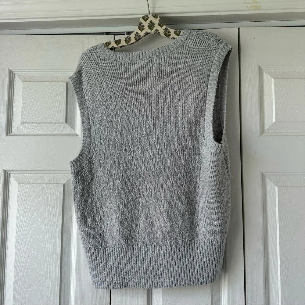 NWOT Free People Beach V-Neck Sweater Vest Penny Knit Top - Image 4