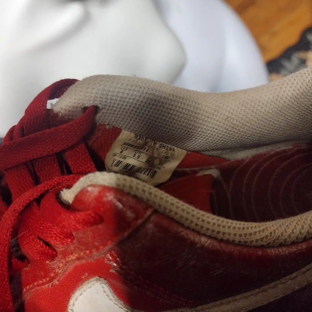 Nike Air Force 1 Low Women's Valentines Day Edition - Image 6