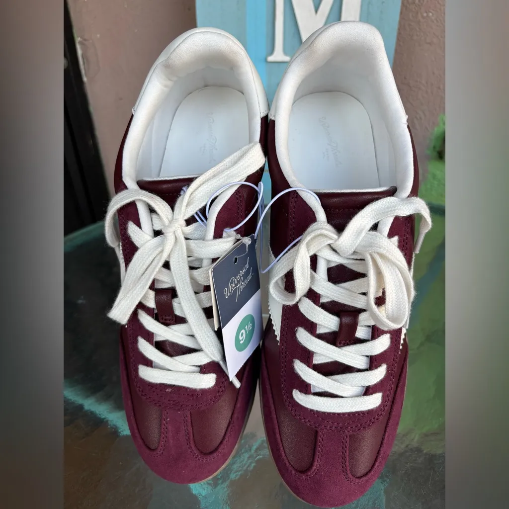 Universal Threads  Burgundy and White Sneakers - Image 6