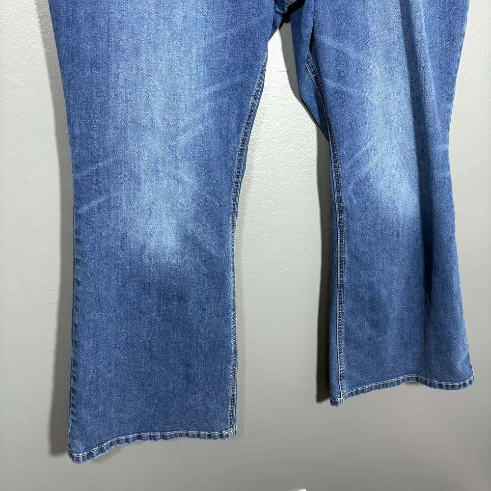 Torrid  Luxe Slim Boot Super Stretch Midrise Jeans - Size 20S - Women's Plus Size - Image 3