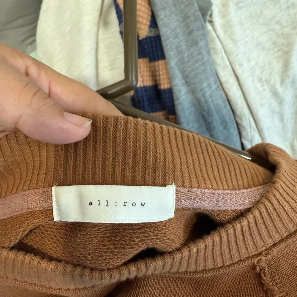 All row sweater Brown - Image 2