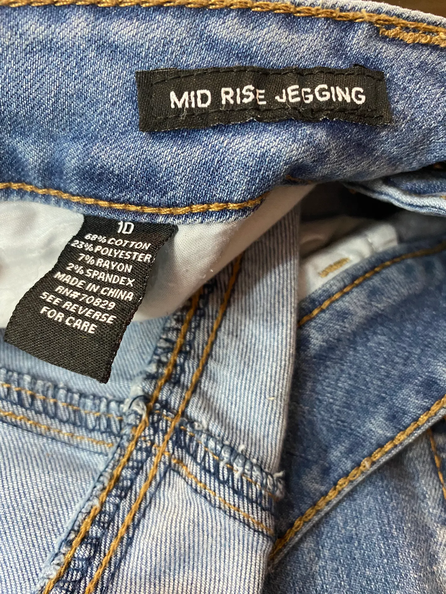 Rue 21 Mid Rise Jegging - Image 4