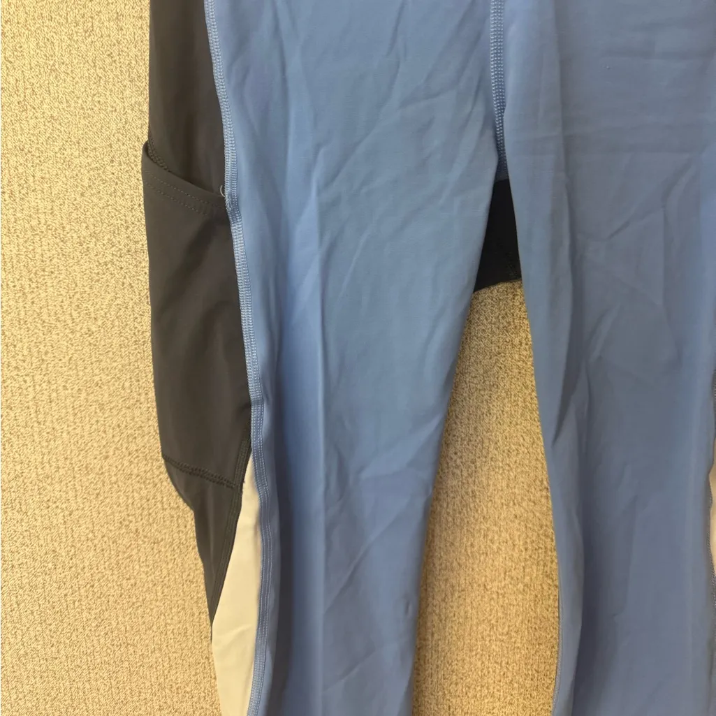 Outdoor Voices Women Sz Medium Zoom 7/8‎ Leggings Bluebonnet/Dark Sky/Dusty Blue - Image 3