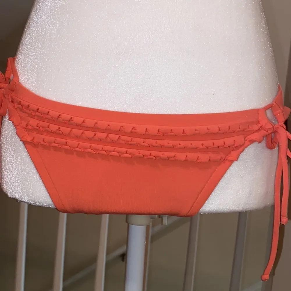 Robin piccone orange 2 pc seeing suit size large - Image 9