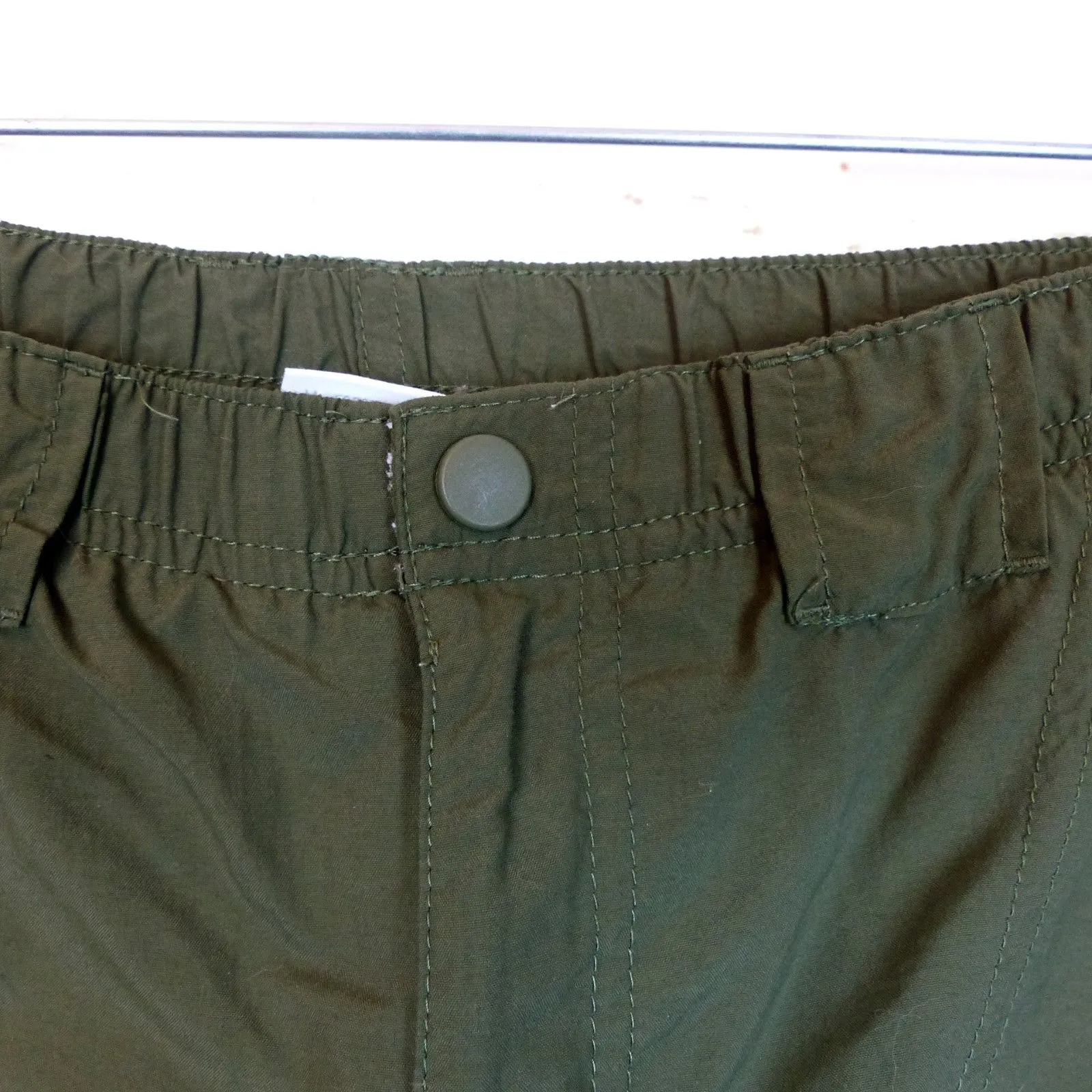 Columbia Cargo Shorts Womens M 6” inseam Olive Green Sandy River II UPF Hiking - Image 5