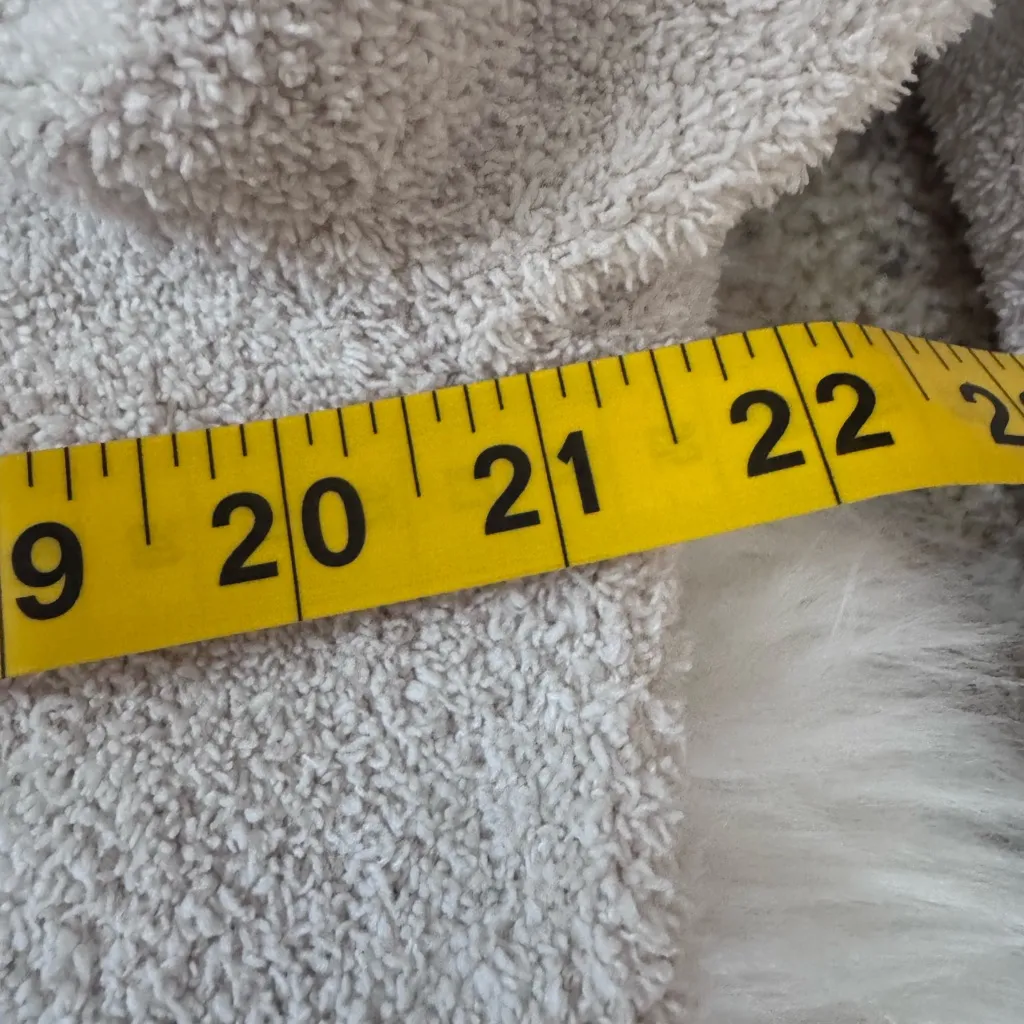 William Rast, Size M, Cozy White Button-Up Fleece shacket - Image 6