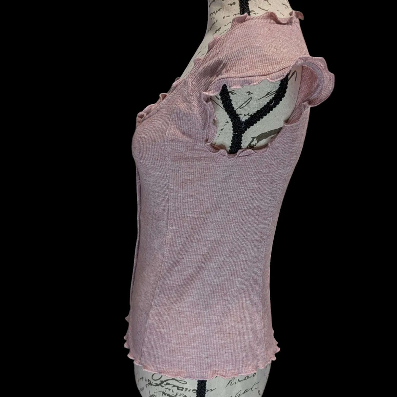 Davi‎ & Dani Pink Mineral Wash Ruffled Sleeve Blouse- Size Small - Image 4