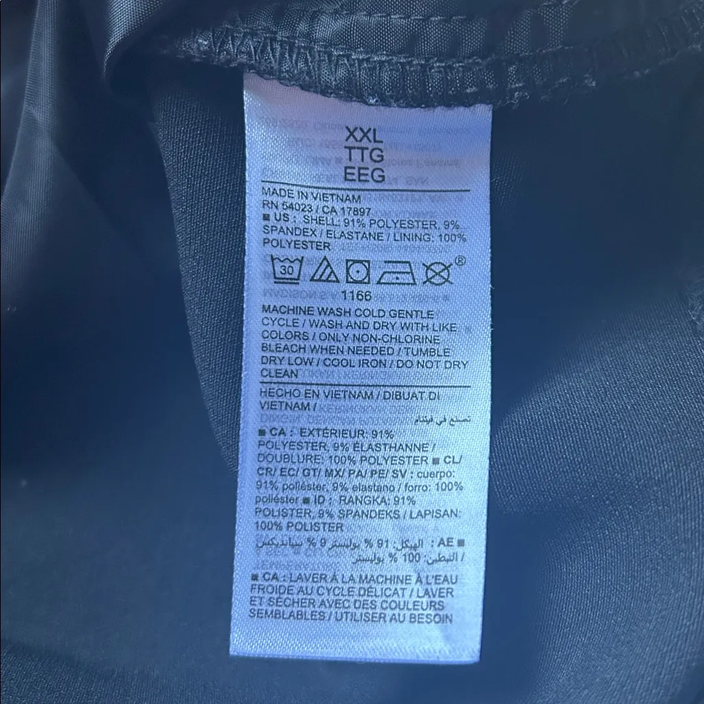 Old Navy Black Blazer - Image 5