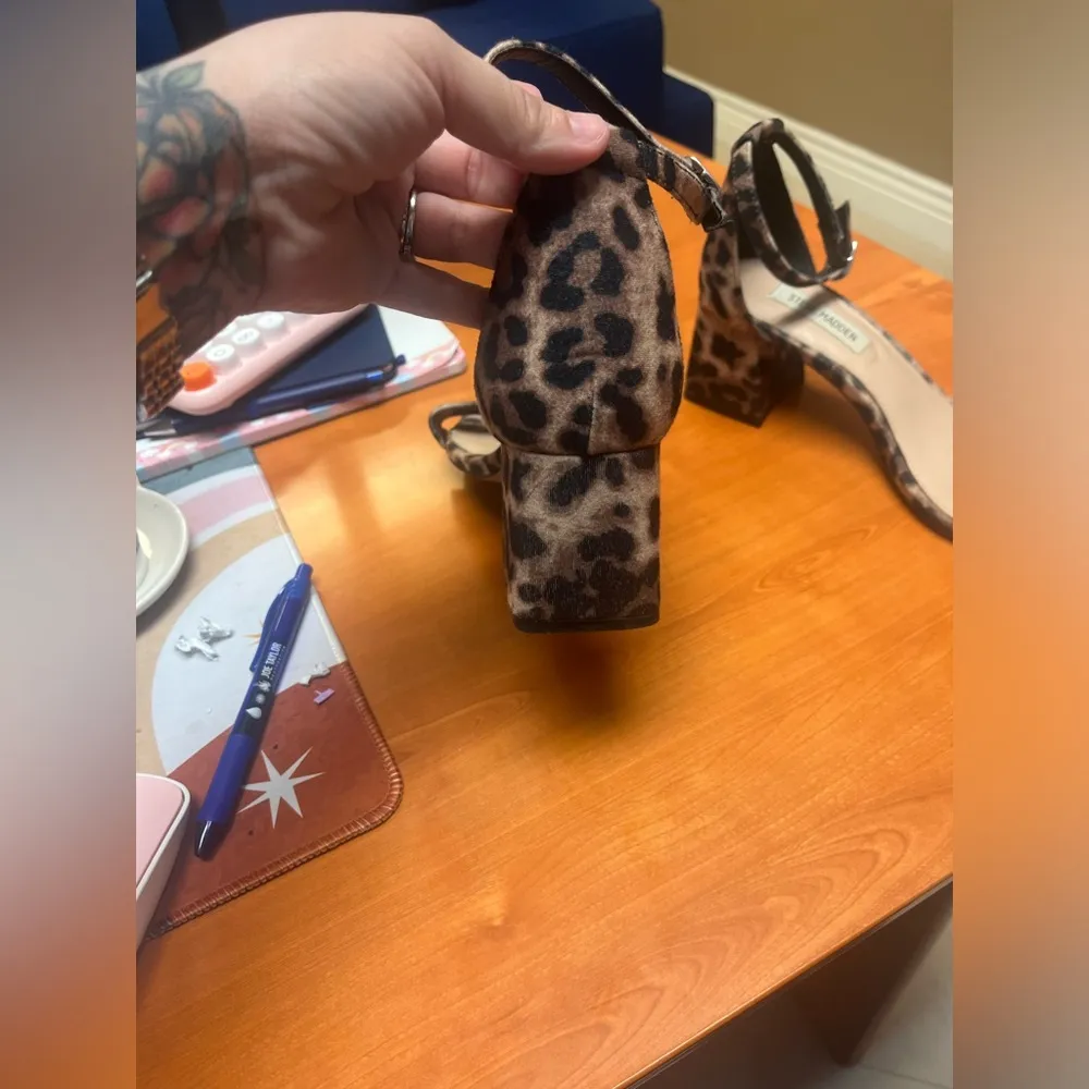 Steve Madden  Marisa Block Heel Sandal Leopard Fall Fashion - Image 4