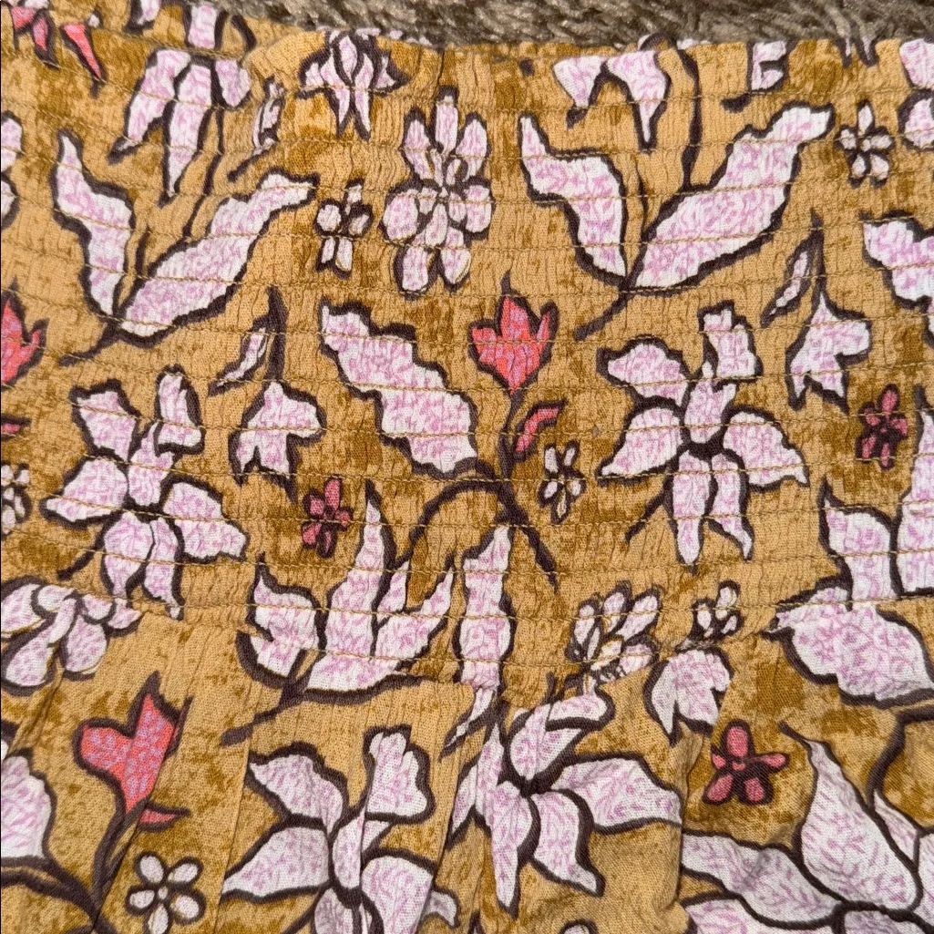 Aerie stretchy floral woman XL shorts super cute pink & brown - Image 3