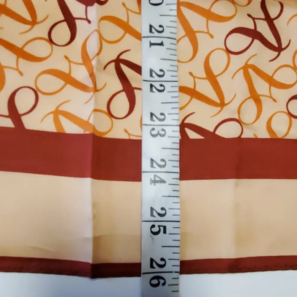 Sm Kent scarf 26x27 - Image 3