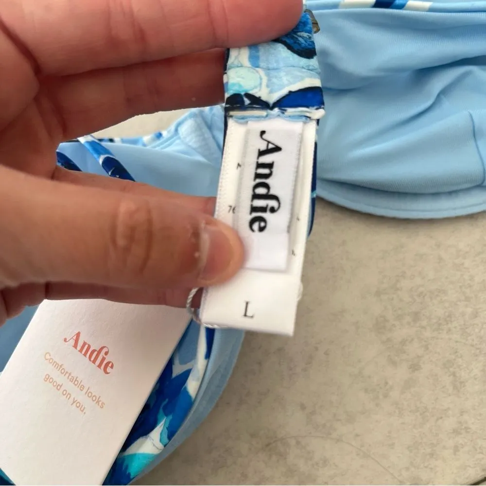 NWT Andie Swim Bermuda Bikini Top Blue Floral Large Bust Support Underwire - Image 6