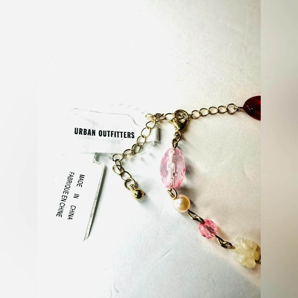 Urban Outfitters Colorful Beaded Heart Bracelet - Red, Pink & Pearl NWT - Image 3