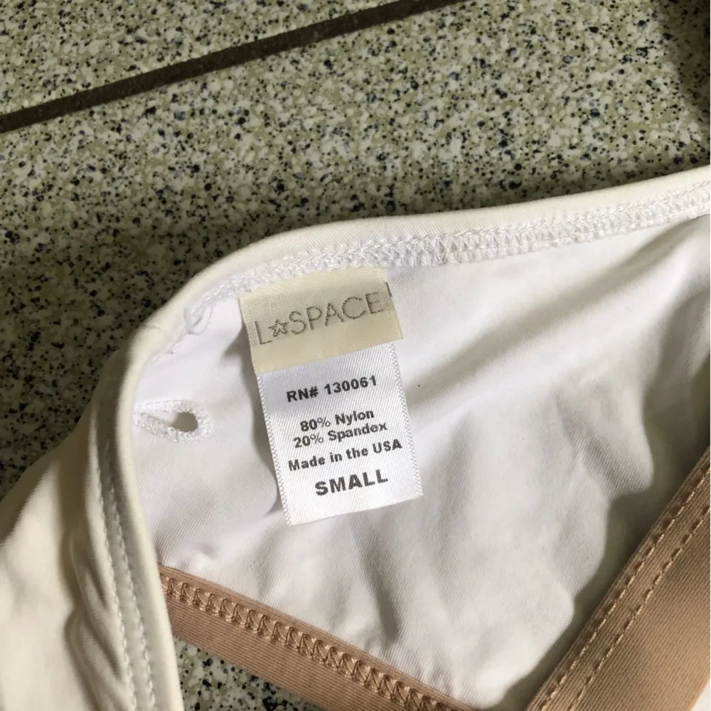 L*space Farrah Bikini Top Bra ONLY in White and Tan Size Small Swim Suit Ribbed - Image 7