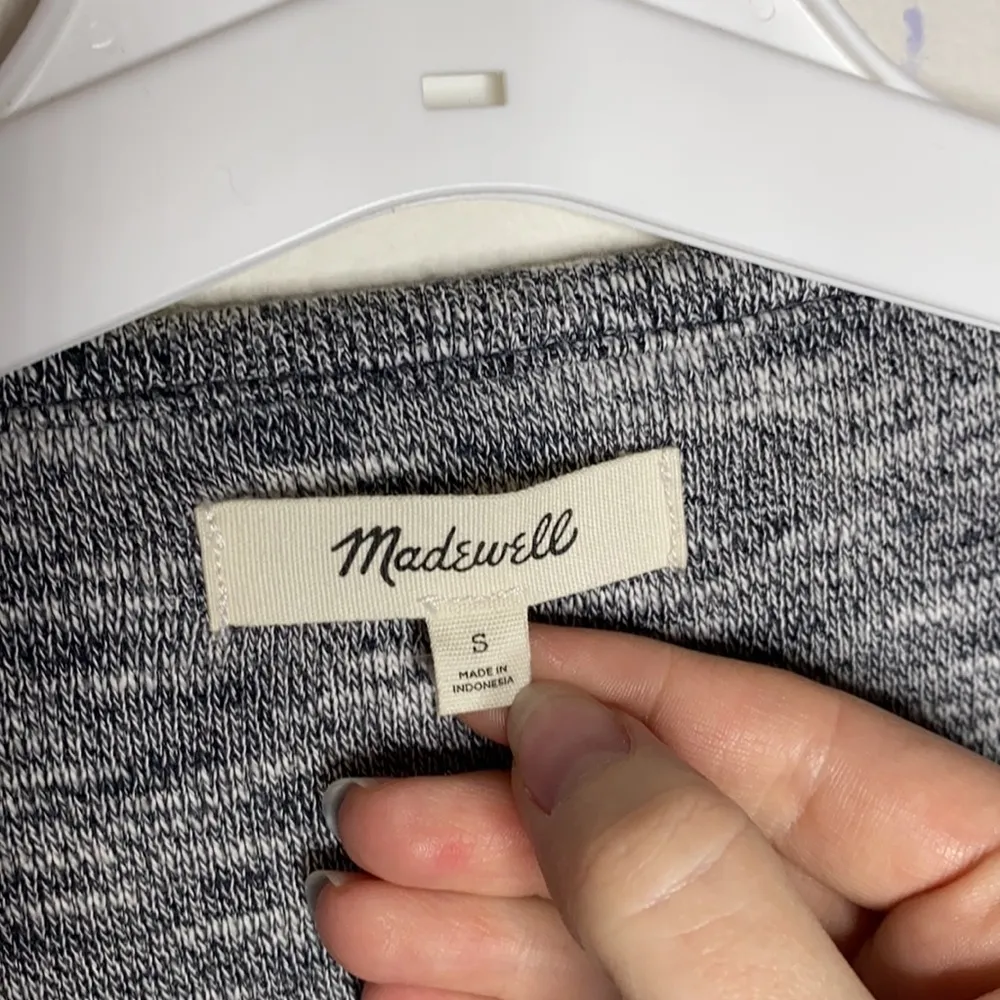 Madewell Heathered Gray Puff Sleeve Sweater Dress  size S - Image 75