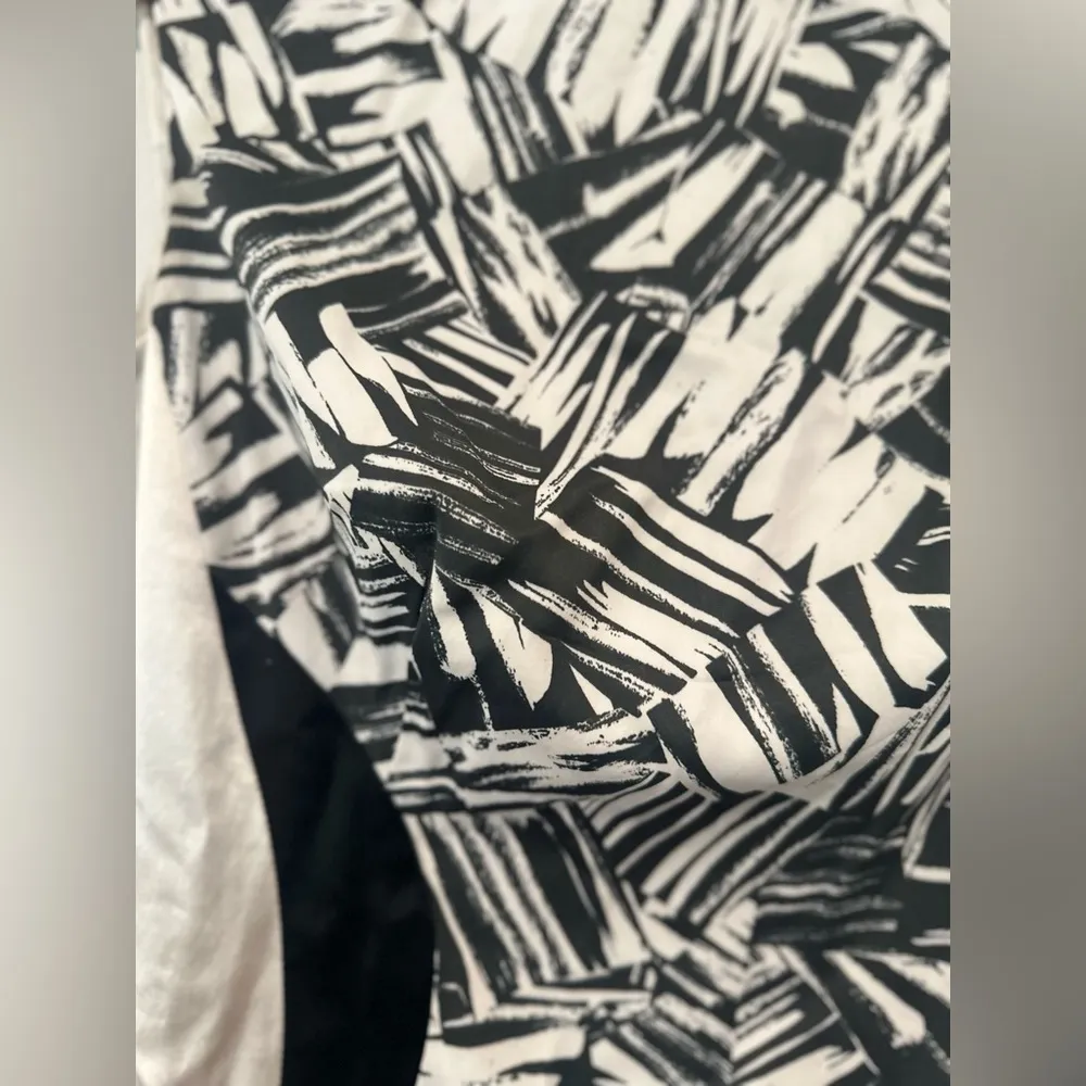 Karen Millen Black & White Brushstroke Bodycon Dress size 4 - Image 10