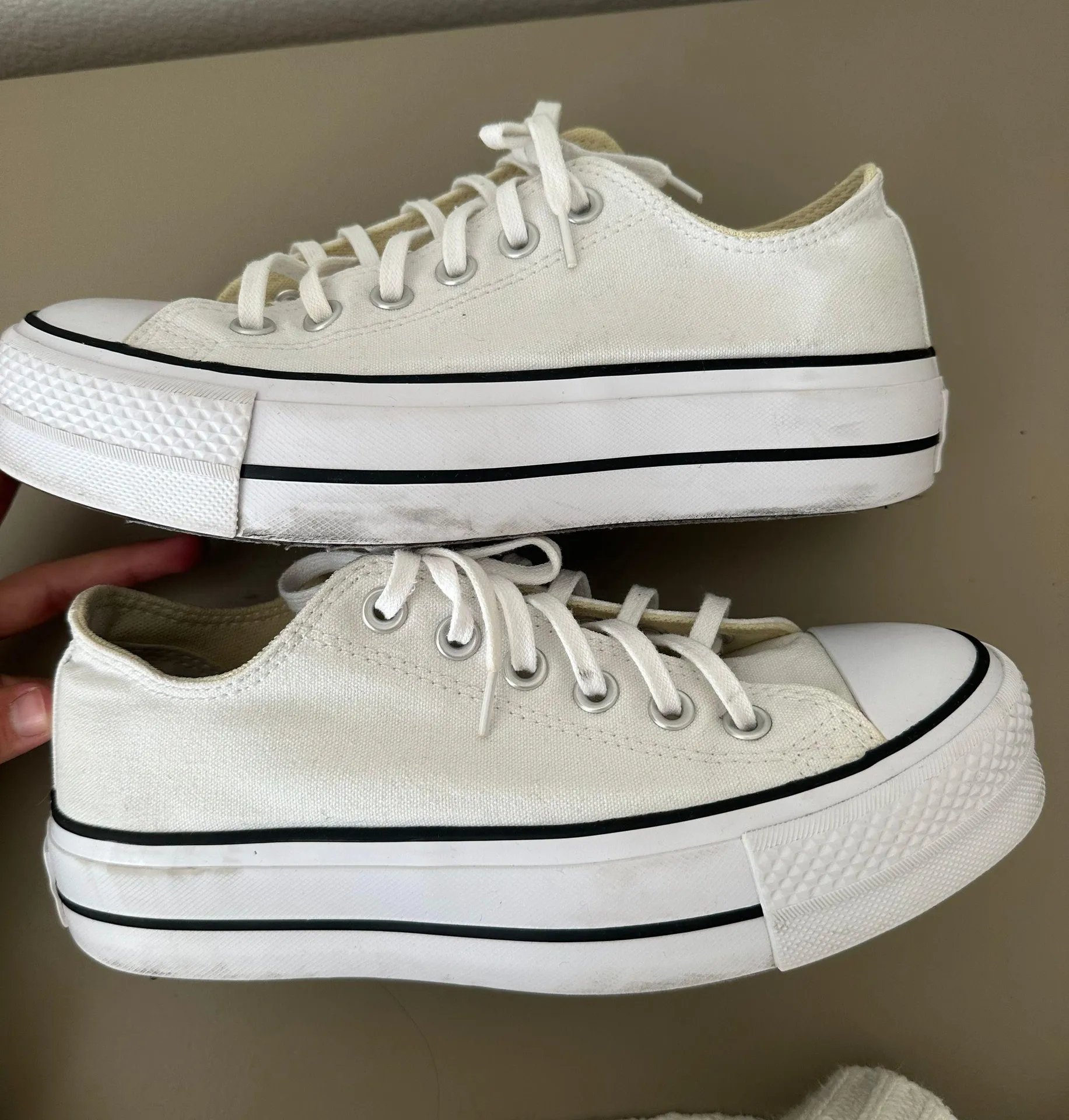 White Platform - Image 7