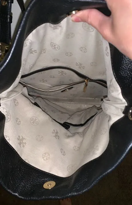 Tory Burch Amanda Crossbody - Image 9