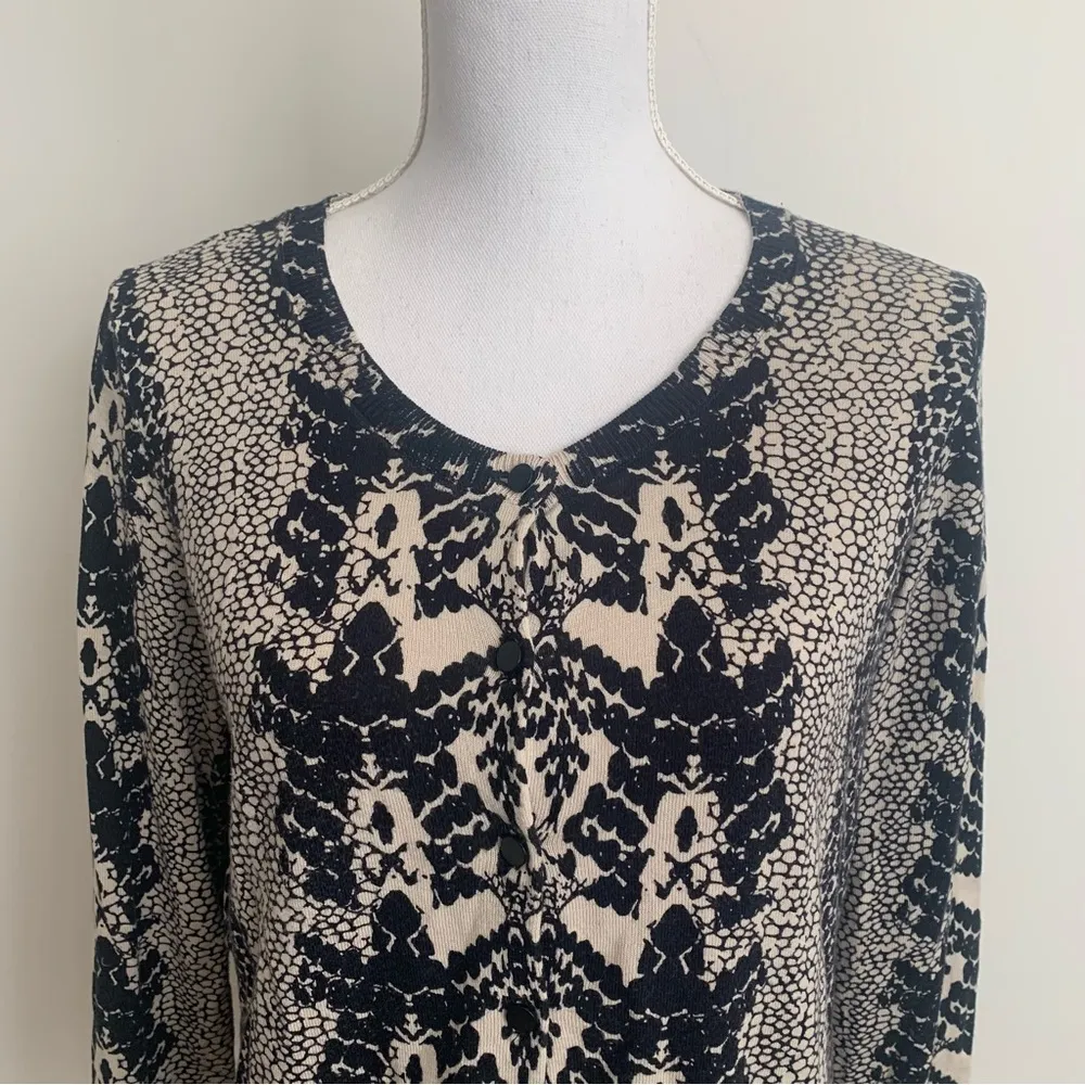 Talbots Black Tan Animal Print Crew Neck Button Cardigan Size M - Image 3