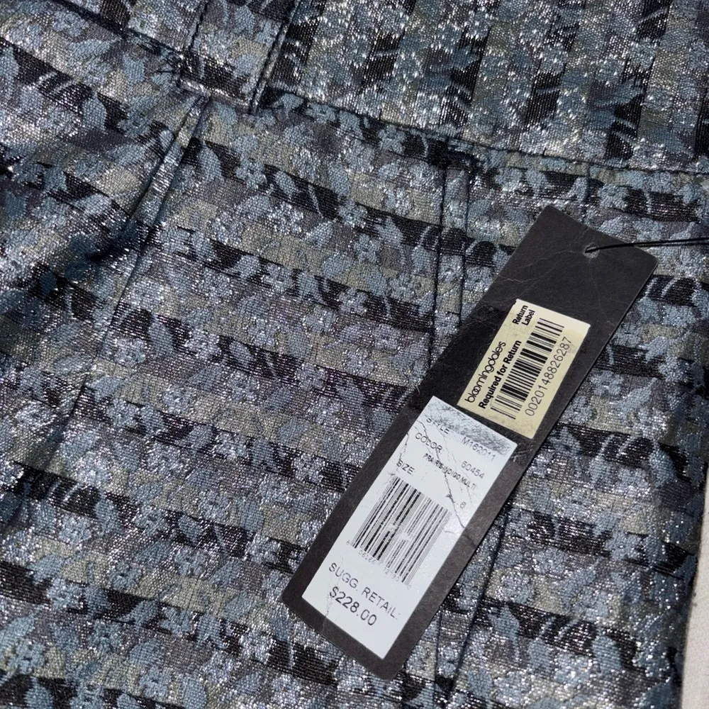 MARC JOCAOBS NWTS Blue long shorts size 6 - Image 2