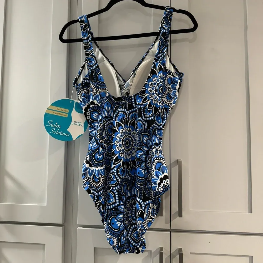 NWT Swim Solutions Blue Floral Mandala One Piece Swimsuit w/ Ruching‎ size 16 - Image 3
