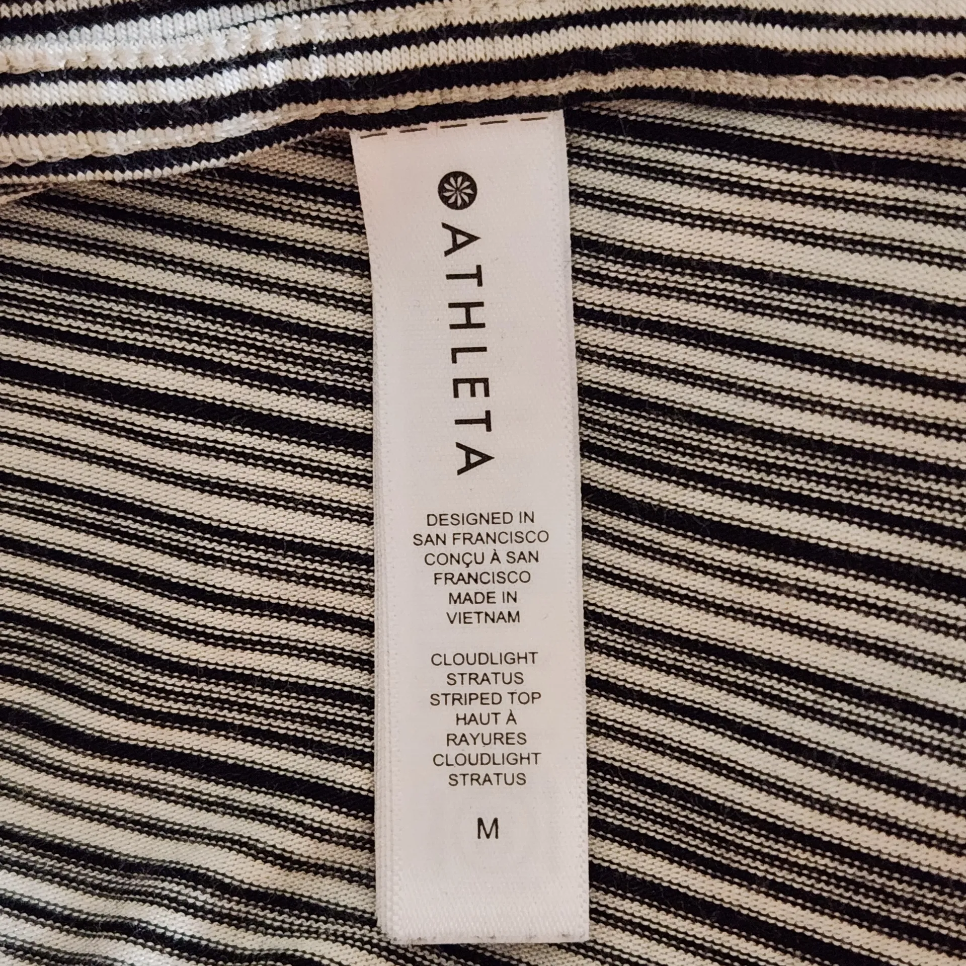 Athleta Black and White Striped Long Sleeve Tee Size Medium Athleta Stripe Tee - Image 4