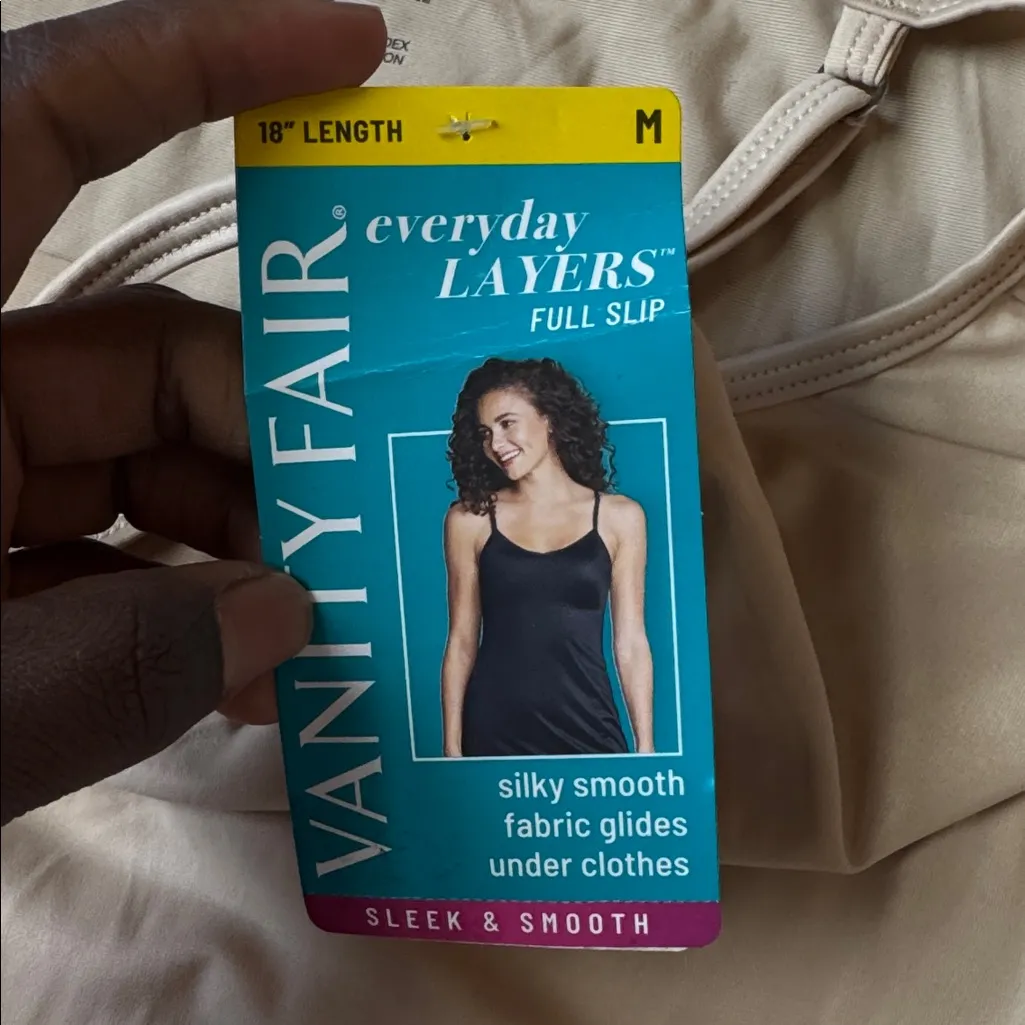 Vanity Fair Nude Full Slip SIZE M - Image 4