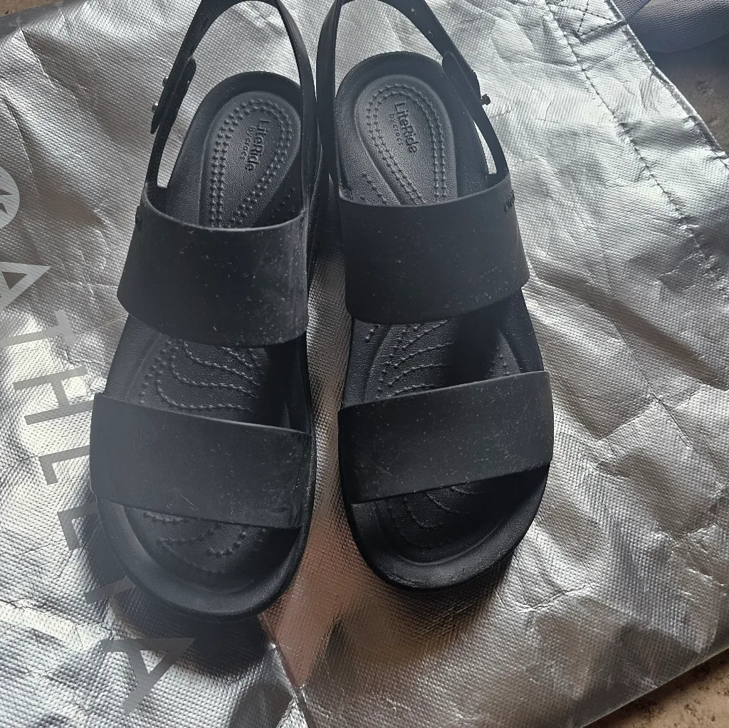 CROCS BROOKLYN - Image 8