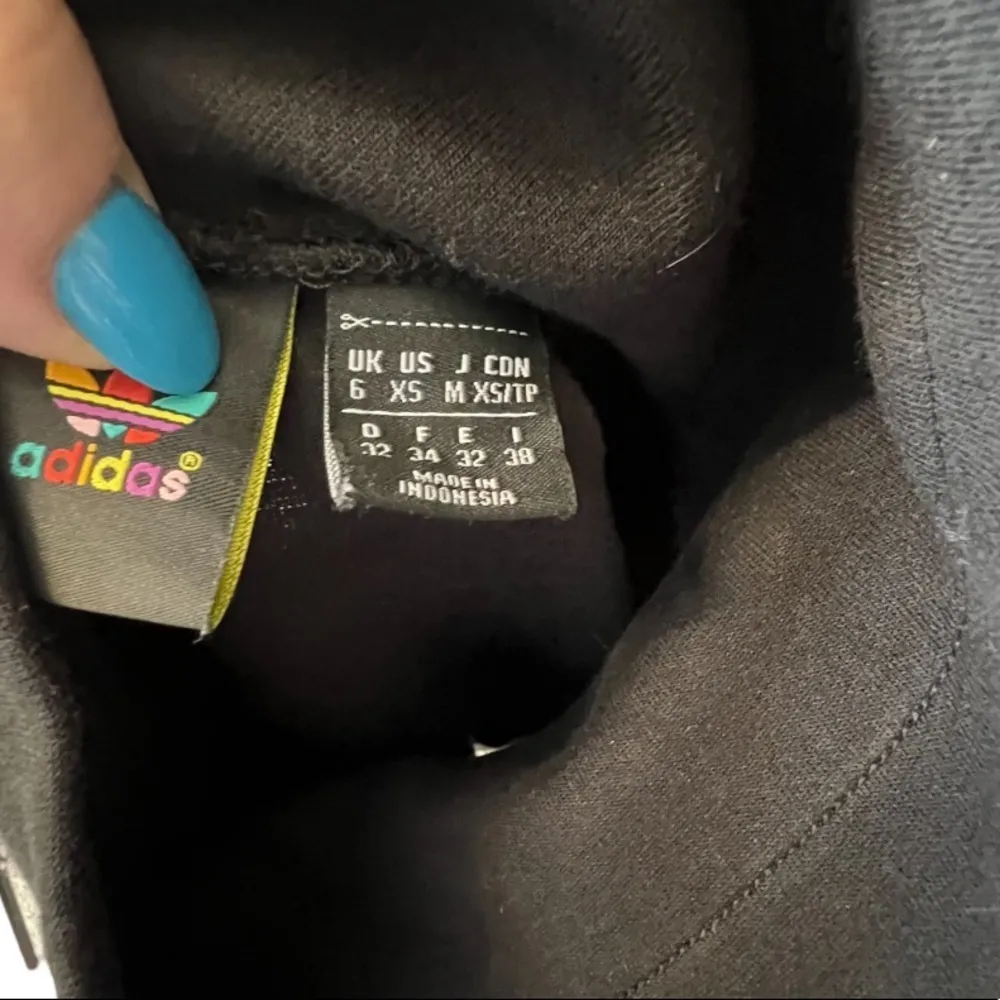 Adidas Pharrell Williams Hiking Dre - Image 9