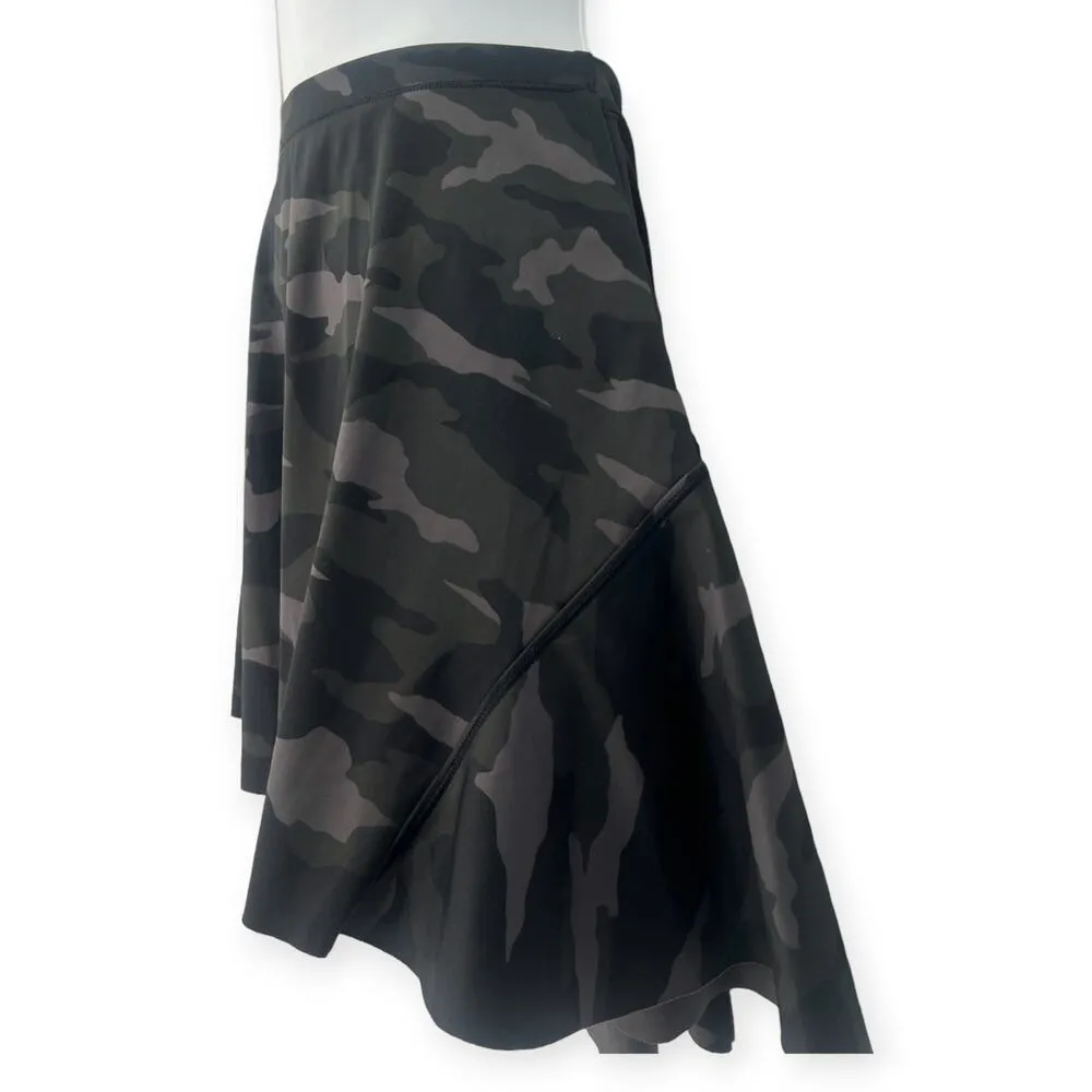 Athleta | M | Camo Black Grey Skort Skirt Athletic Performance Activewear - Image 3