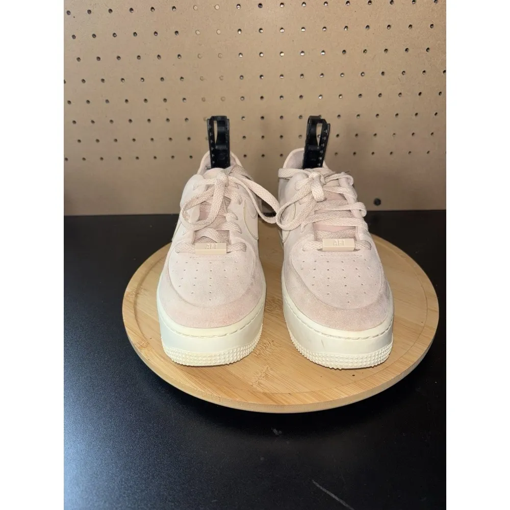 Nike Air Force 1 Sage Low Suede Platform Sneakers Women Size 7 Light Pink Shoes - Image 2