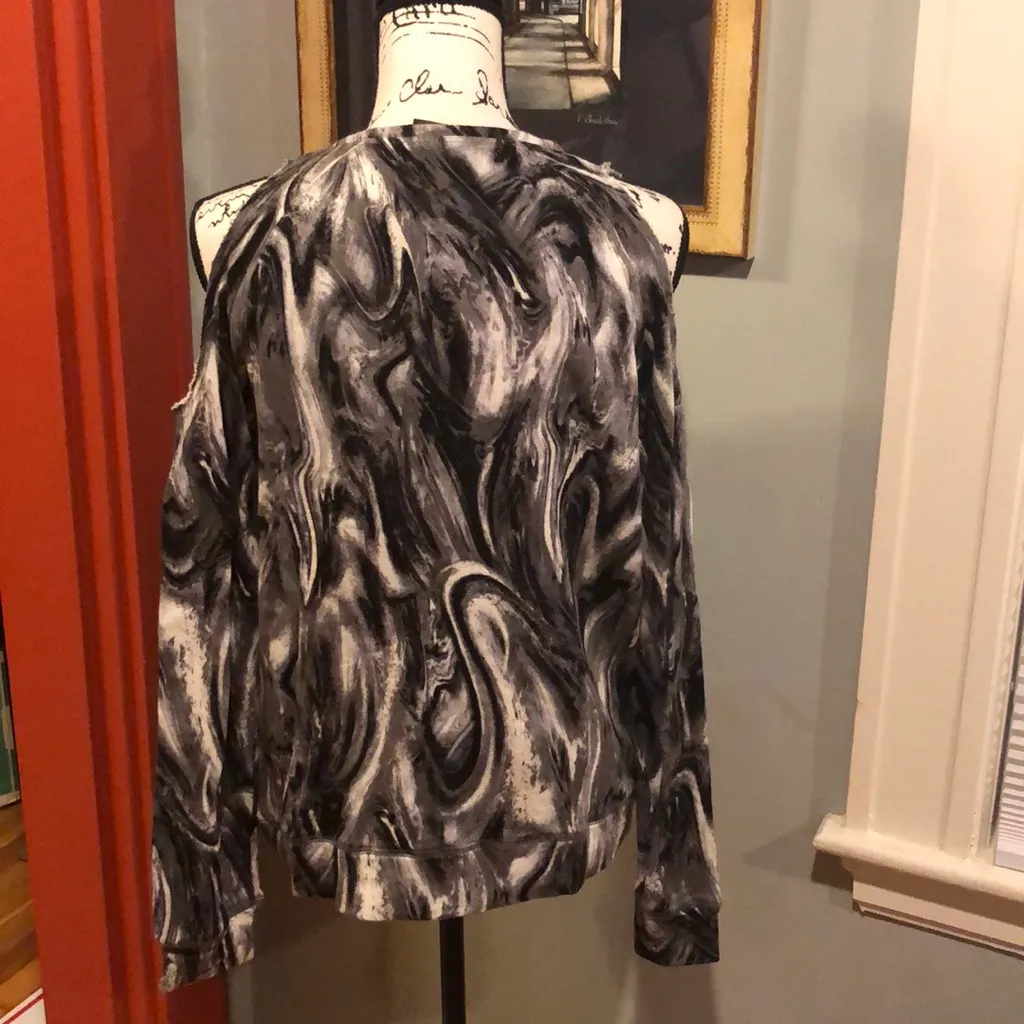 Material Girl Active Cold-Shoulder Sweatshirt (M) - Image 4