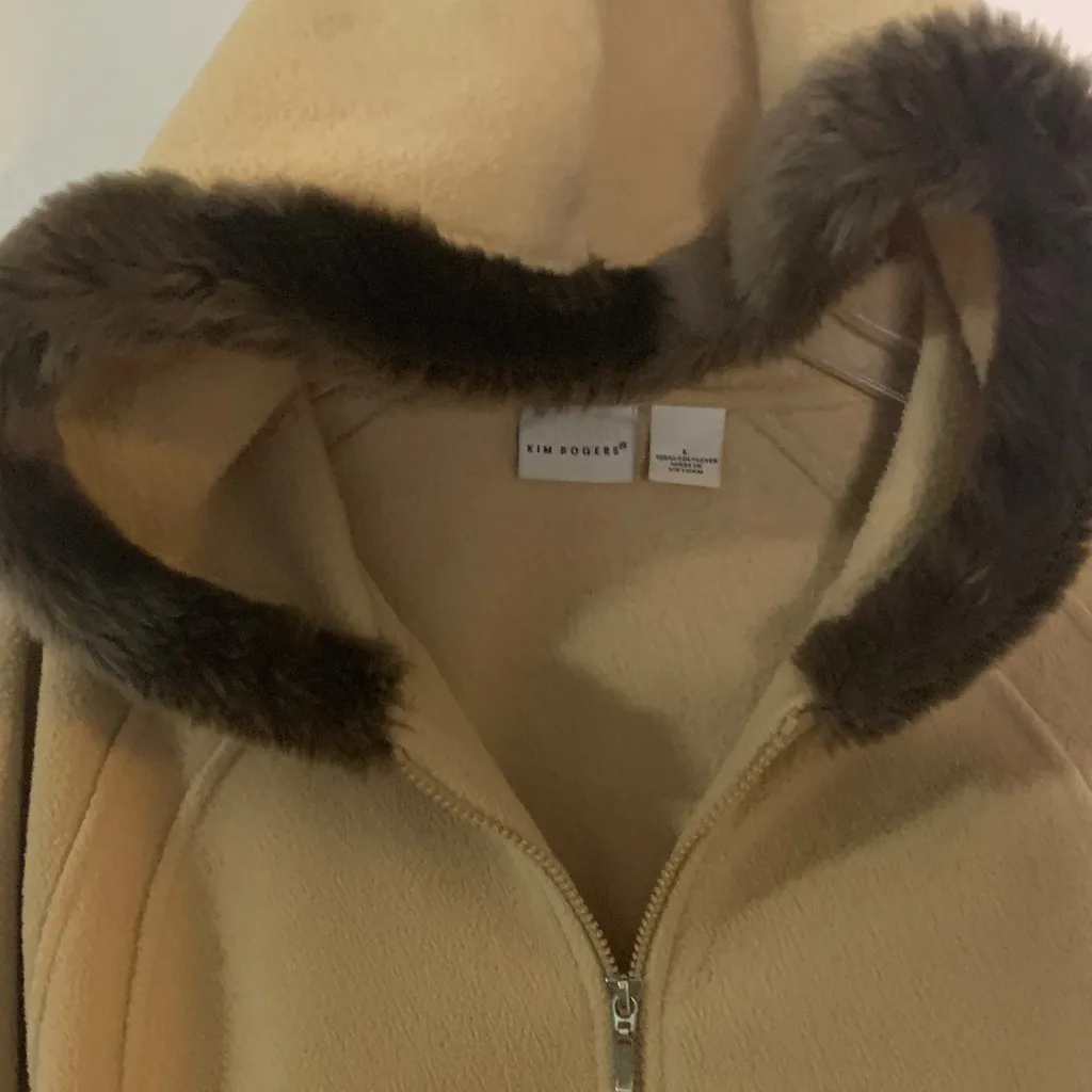 Cozy Tan Zip - Image 3